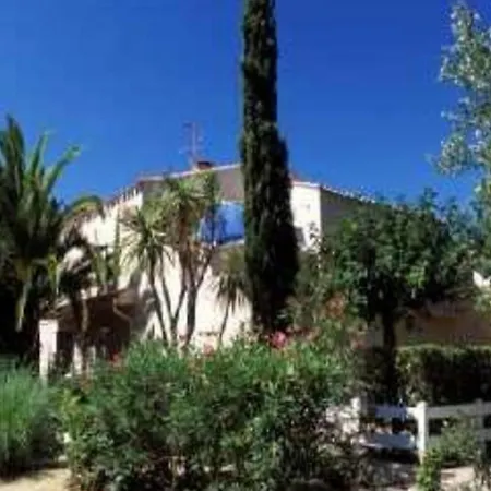Cosy Avec Mezzanine, 6 Couchages, A 500m De La - St Cyprien - Fr-1-225d-168 * Saint-Cyprien (Pyrenees-Orientales)